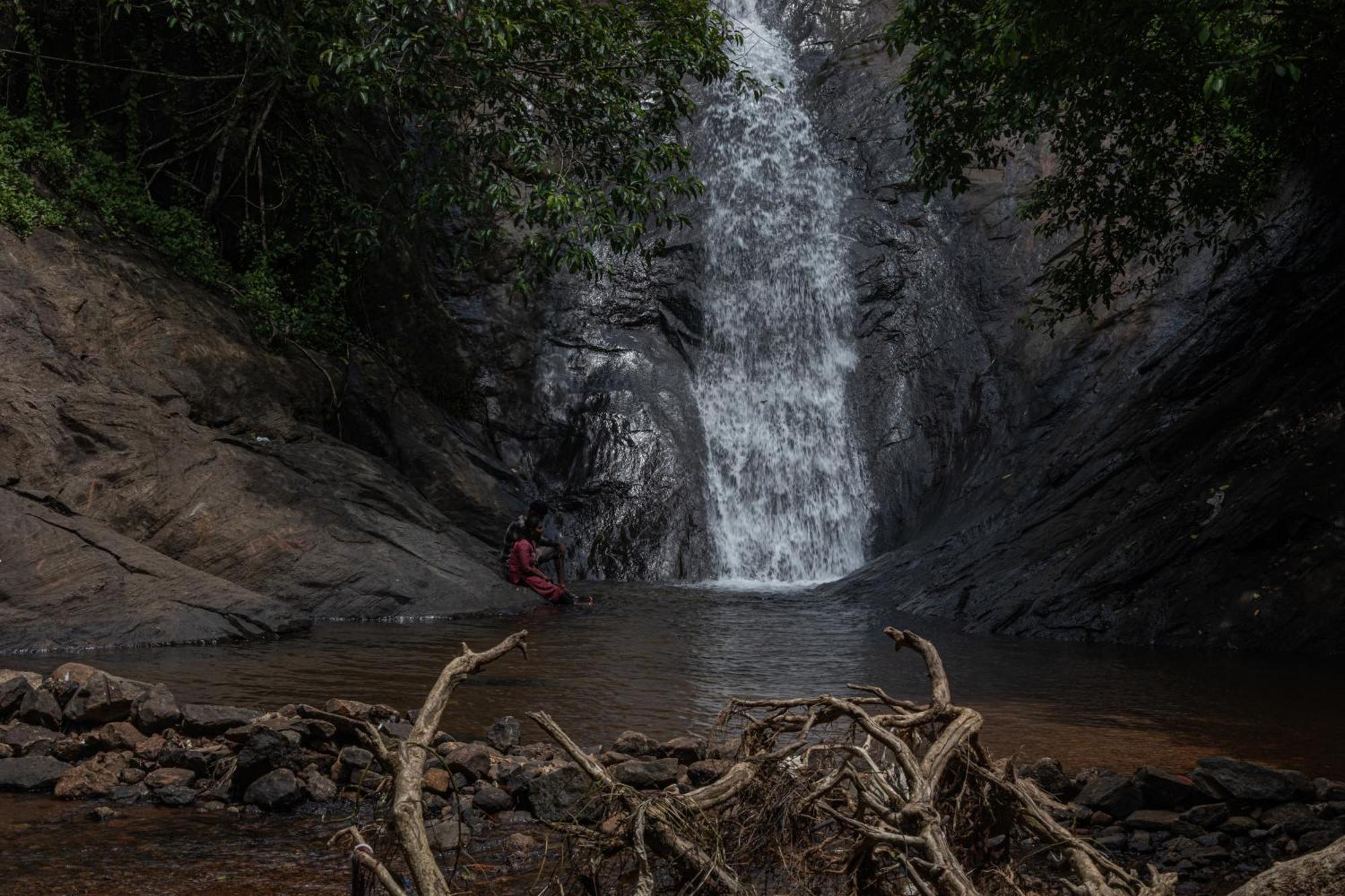 Kozhancheri Aruvikuzhy Waterfalls Villa מראה חיצוני תמונה